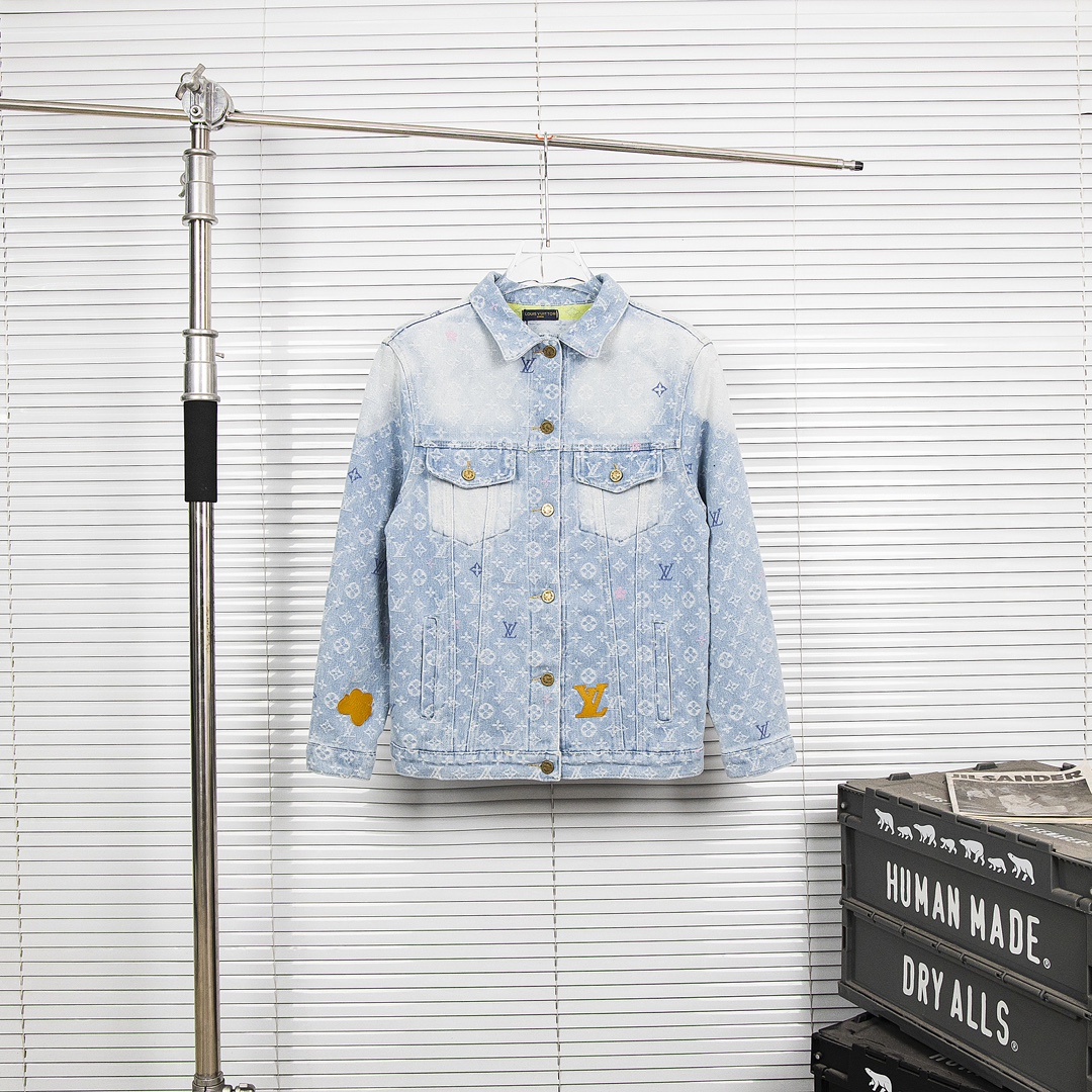 LV Jacket-041