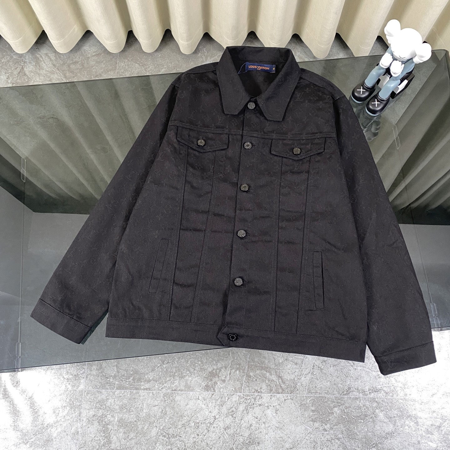 LV Jacket-047