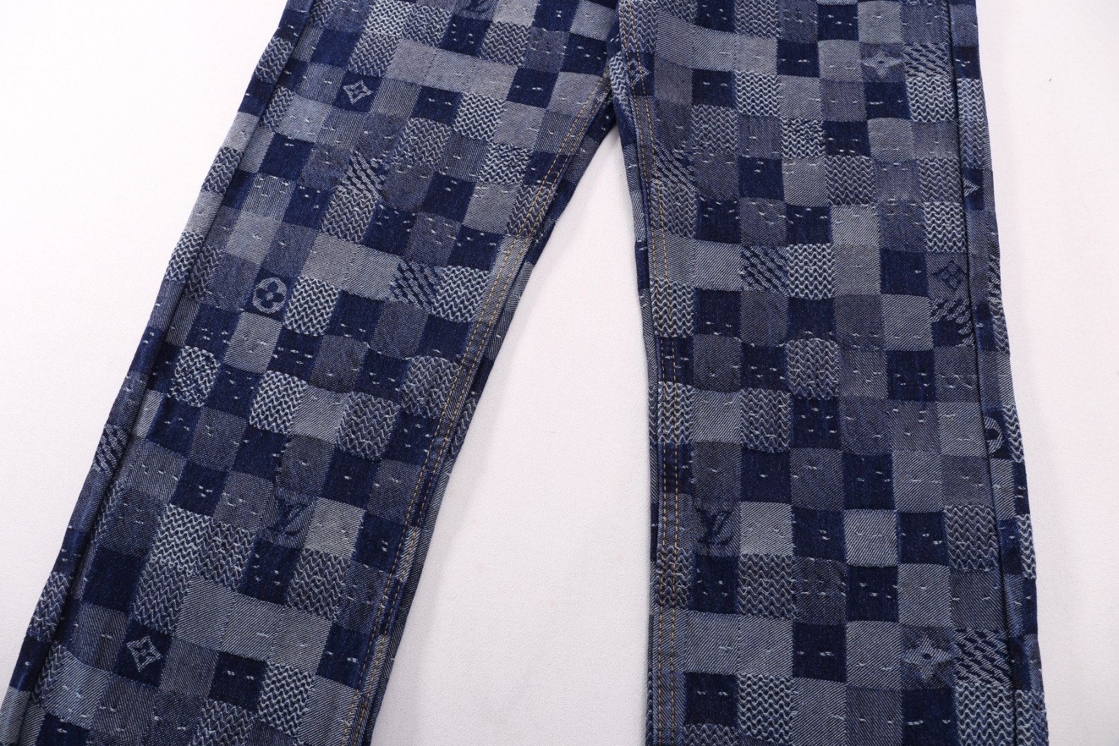 LV Jeans-044