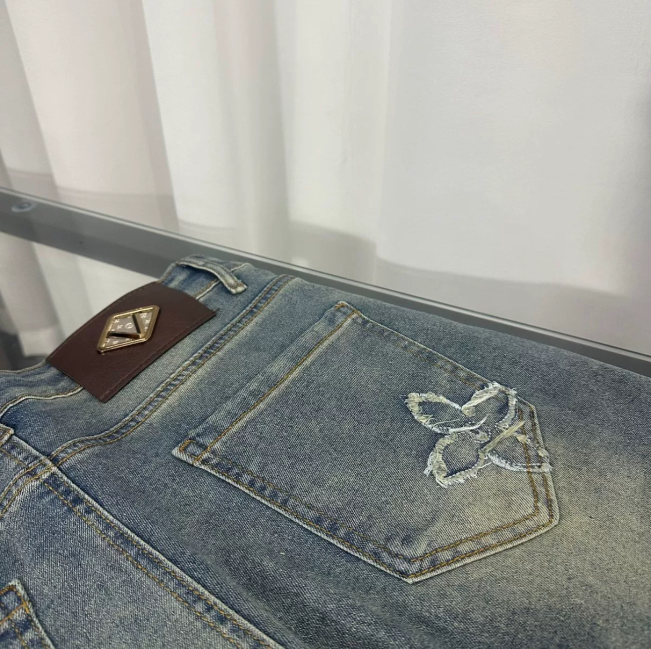 LV Jeans-050