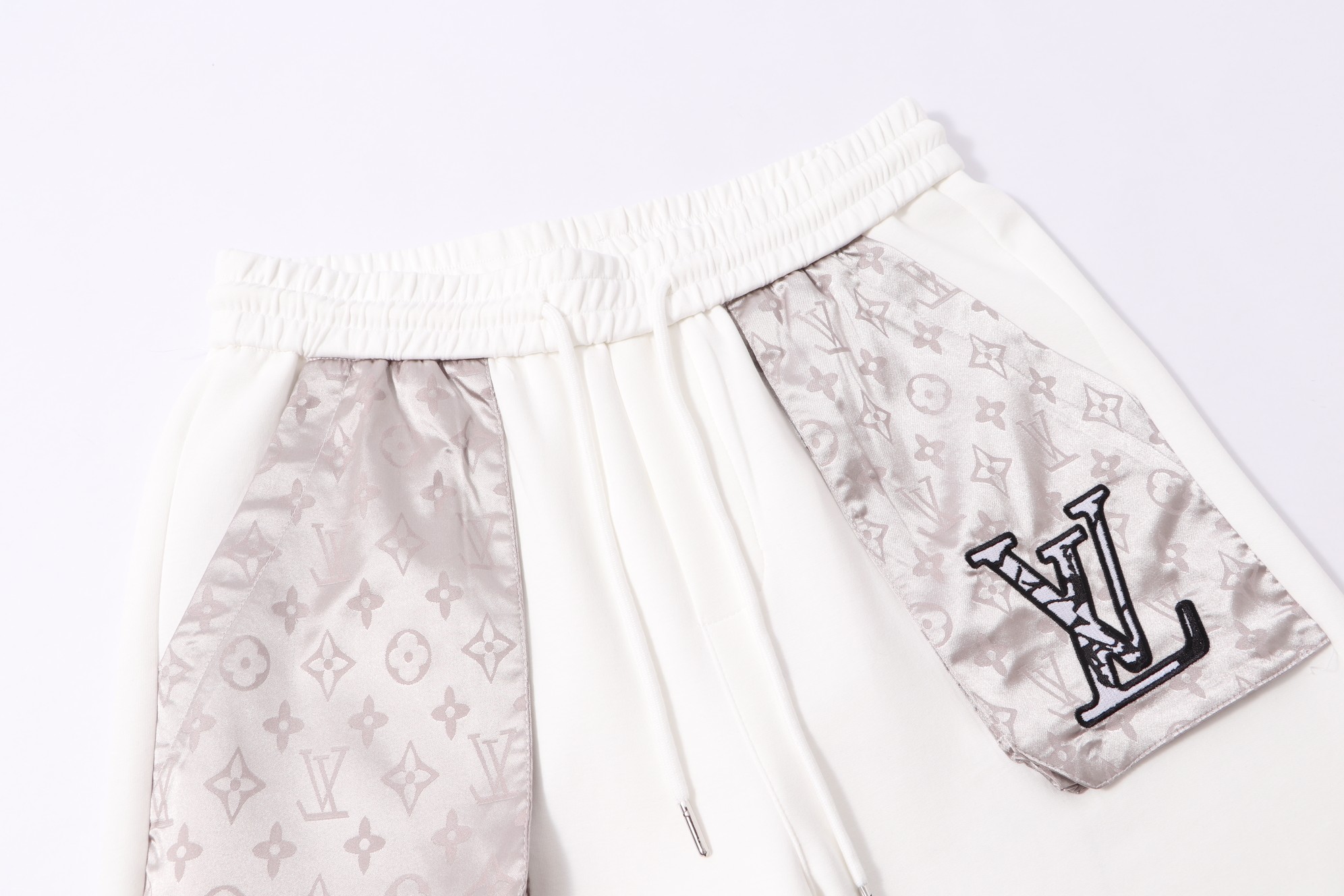 LV Pants-004