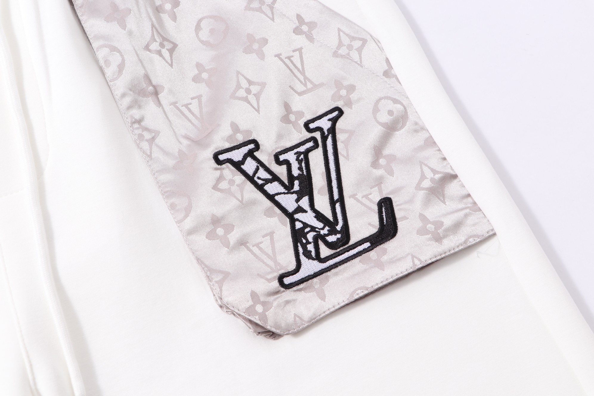 LV Pants-004