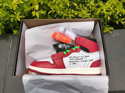 OFF-WHITE x Air Jordan 1