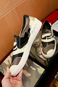 Valentino Shoes(AAA)-044