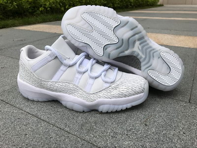 Air Jordan 11 Low Heiress