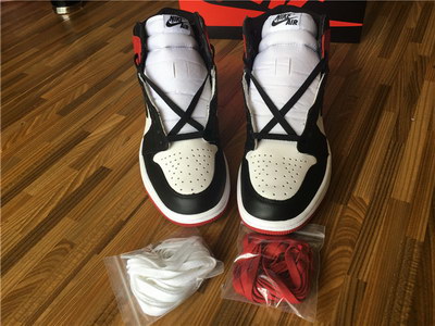 Air jordan I Retro Black Toe