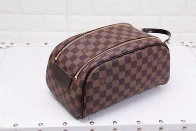 LV Wallets AAA(Women)-014