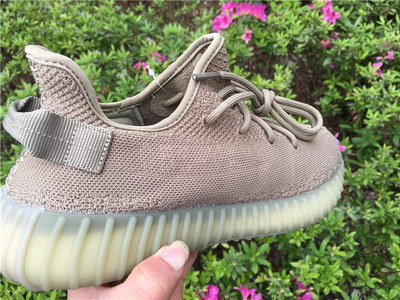 Authentic Adidas Yeezy 350 Boost V2“Dark Green”