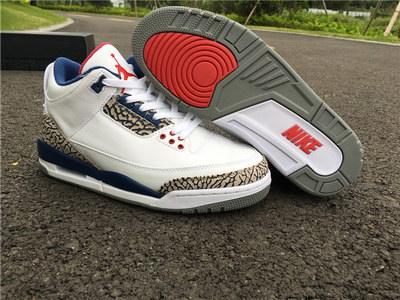 Air Jordan 3 OG True Blue