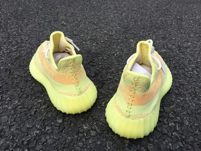 Authentic Adidas Yeezy 350 Boost V2-009