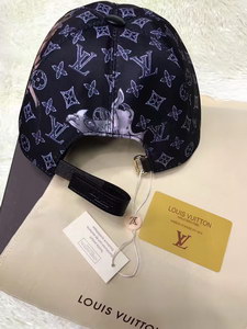 LV Cap-055