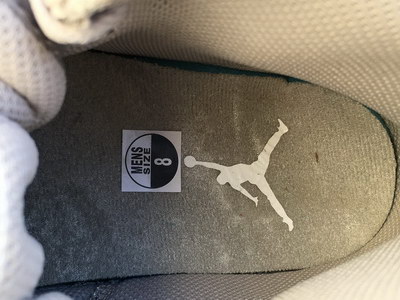 Air Jordan 1 Retro High “Grey Suede”